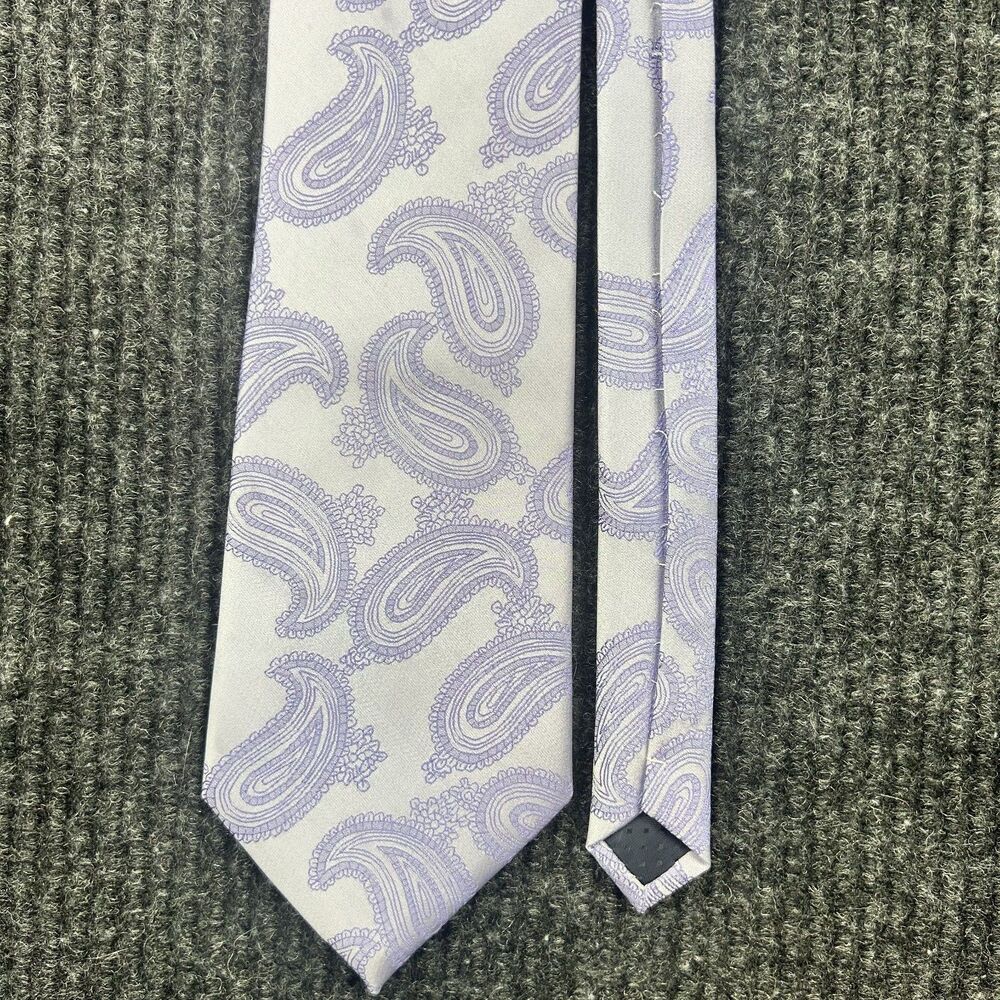 Umo Lorenzo Italy Men's 100% Silk Tie Purple Paisley Hand Made
